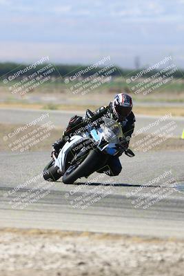 media/May-25-2025-Lets Ride (Sun) [[0ff033e448]]/B Group/1020am (Cotton Corners)/
